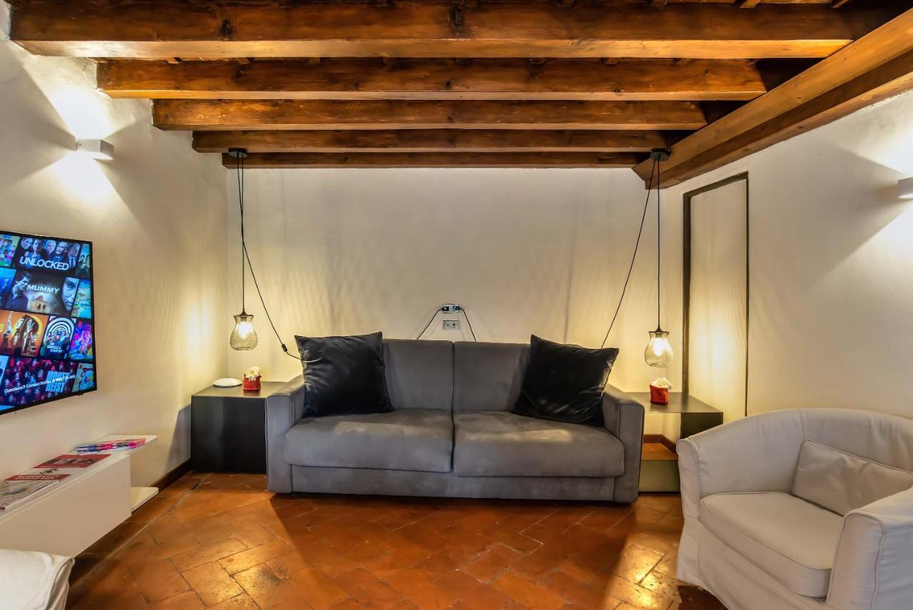 Central Luxury Attic With Unique View Florenţa Exterior foto